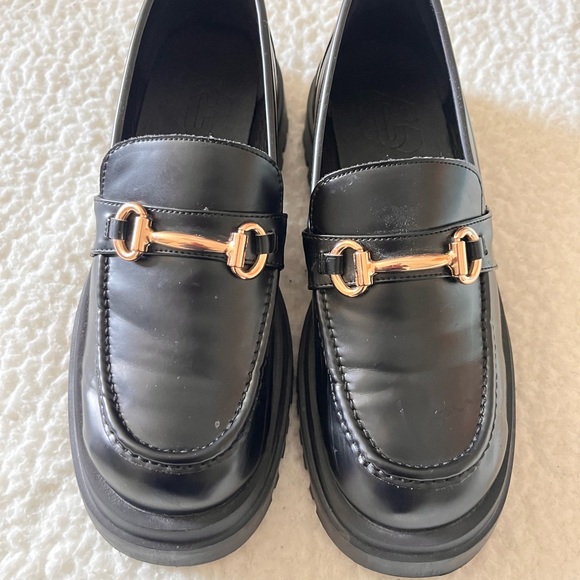 Loafers | size 8 - Picture 2 of 3
